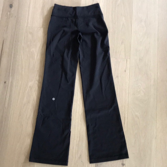 Like new lululemon Astro Pant (Regular) - Picture 8 of 8